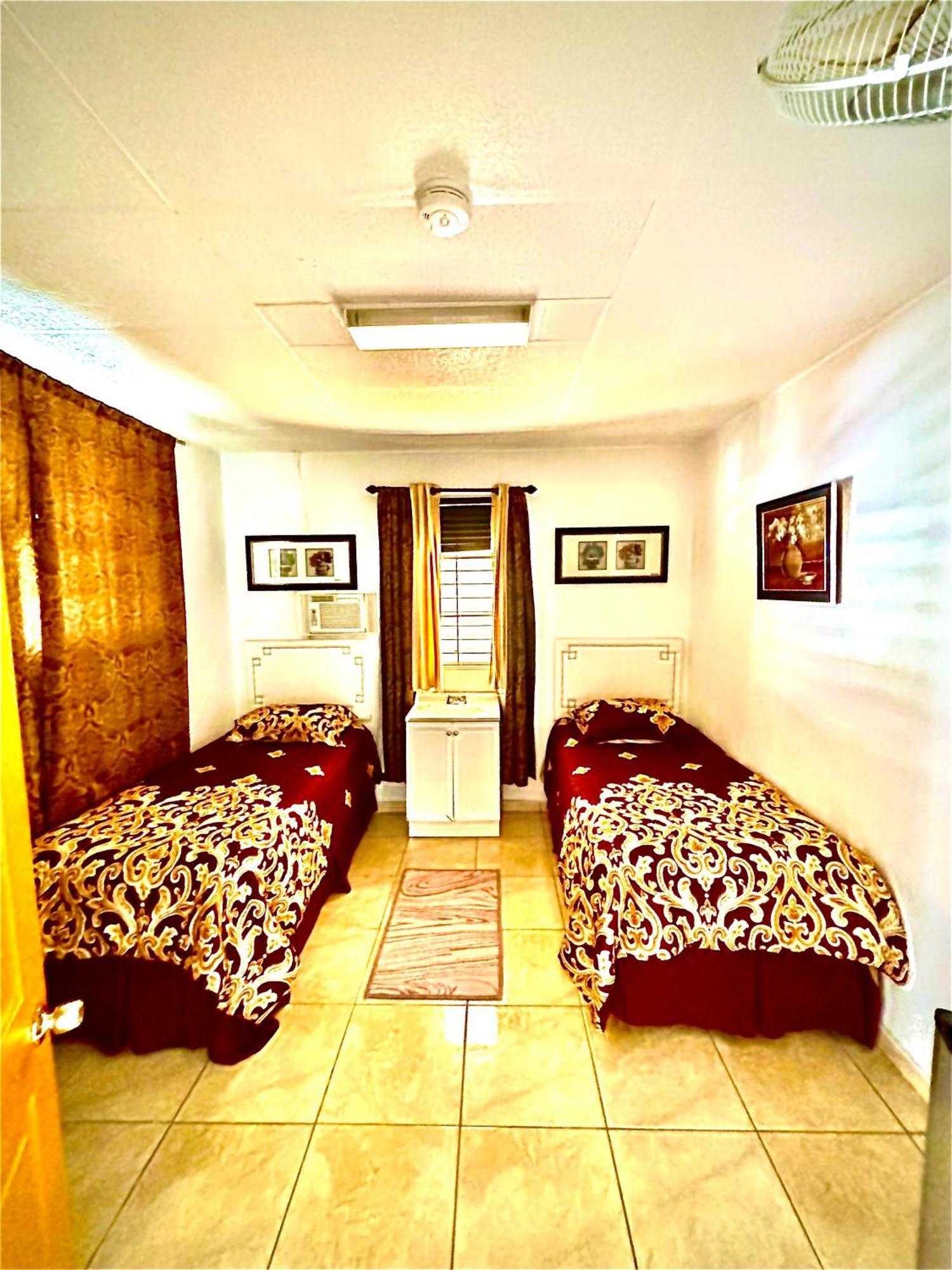 Great Savannah Guesthouse Sabana Grande Ngoại thất bức ảnh