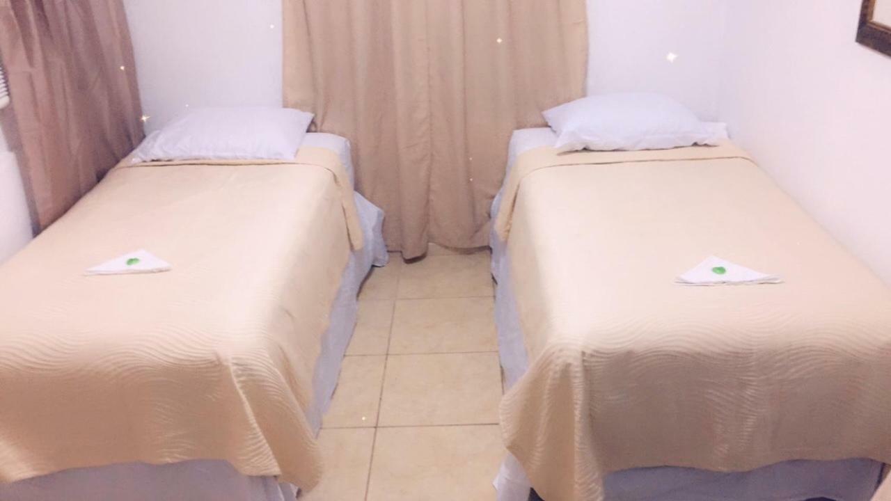 Great Savannah Guesthouse Sabana Grande Ngoại thất bức ảnh